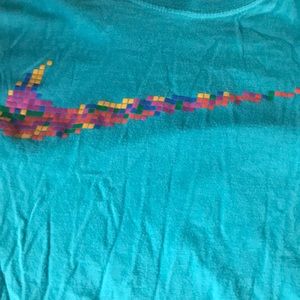 nike tee shirt
